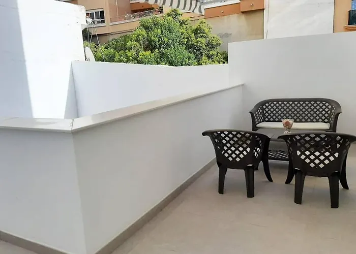 New Apartment In The Center-Terrace & Free Parking